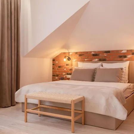 Hotel Kazimierz Parking - By Staymoovers *