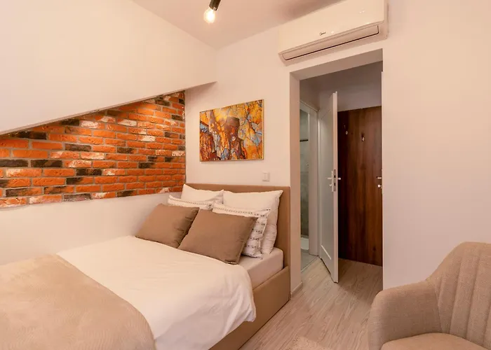 Kazimierz Parking - By Staymoovers Hotel *