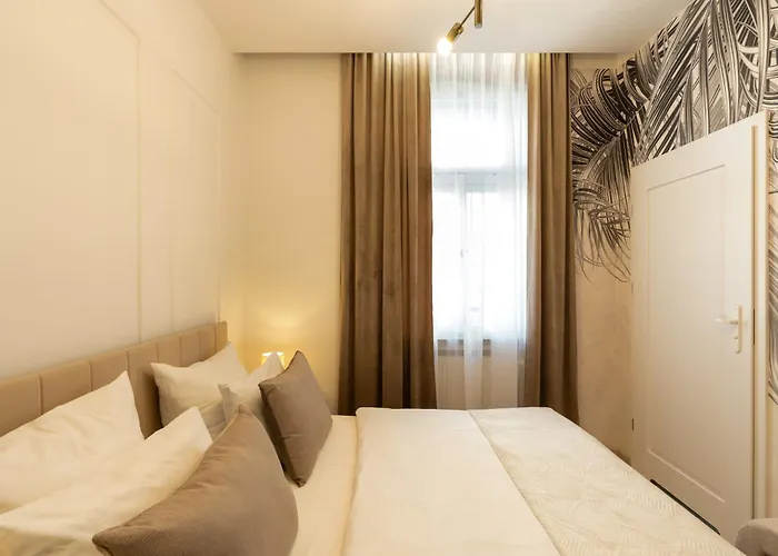 Kazimierz Parking - By Staymoovers *