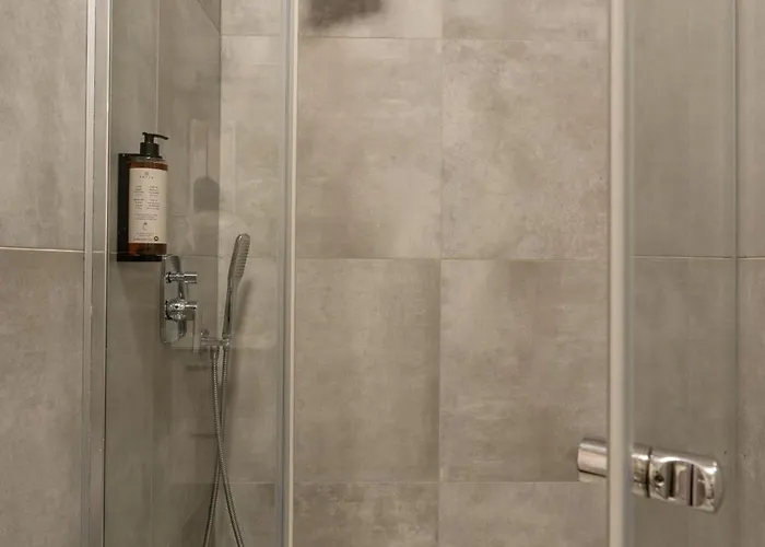 Kazimierz Parking - By Staymoovers *