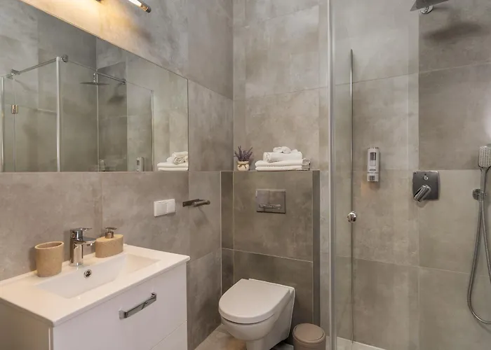 Kazimierz Parking - By Staymoovers 酒店