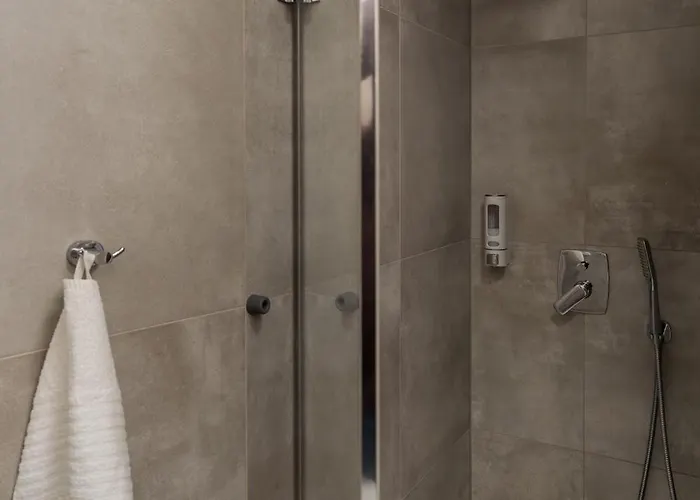 酒店 Kazimierz Parking - By Staymoovers *