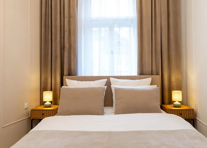 Kazimierz Parking - By Staymoovers *