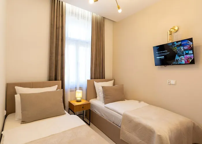 Kazimierz Parking - By Staymoovers