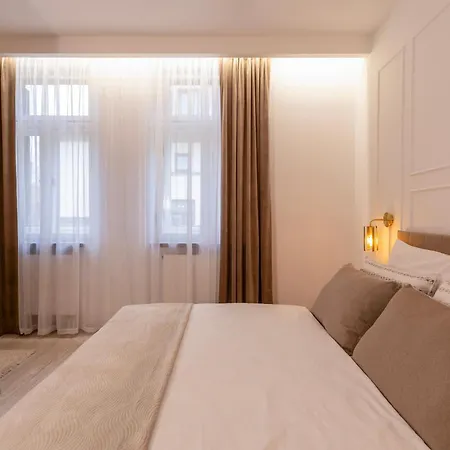 Hotel Kazimierz Parking - By Staymoovers *