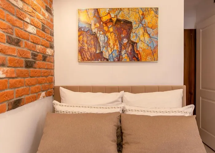 Otel Kazimierz Parking - By Staymoovers *